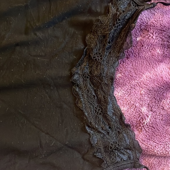 EUC wore twice black Cato tank top - Picture 2 of 3